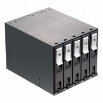 Iwill MobileRack / Backplane 5 x 3.5″ SATA / SAS (3 x 5.25″)